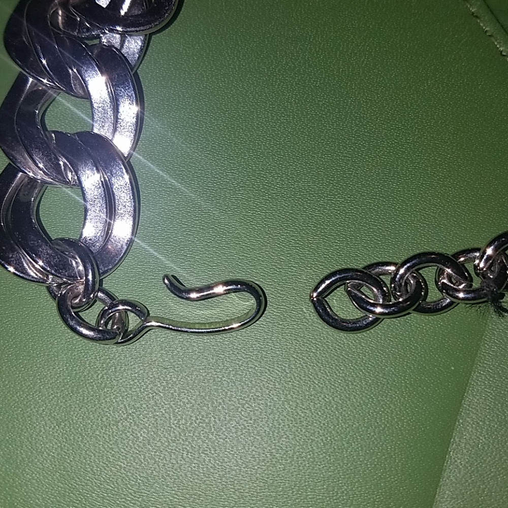 Bold Silver Statement Necklace - image 4